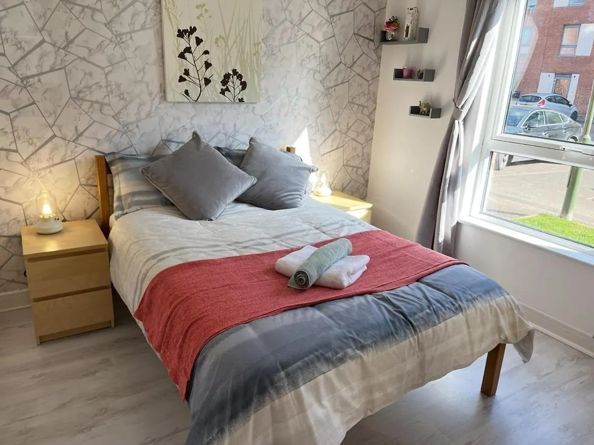 Bright 2 Bedroom Apartment - Edinburgh United Kingdom